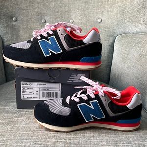 New in box! New Balance classic 574 Youth size 5 1/2 sneakers.